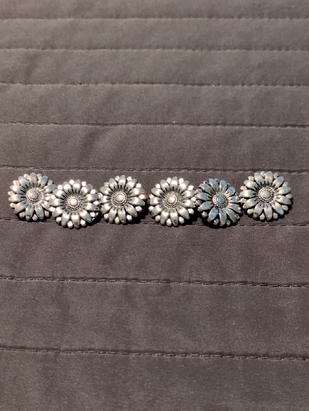 Silver Floral Daisy Buttons Set of 6
